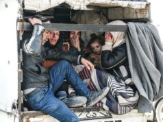 Obyvatelia Aleppa uviaznutí medzi nádejou a strachom uprostred bojov v Sýrii | Sýrska vojna Obyvatelia Aleppa uviaznutí medzi nádejou a strachom uprostred bojov v Sýrii | Sýrska vojna