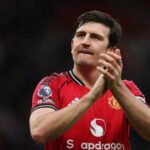 Očný obranca Man Utd s vynikajúcou vzdušnou prítomnosťou ako Harry Maguire