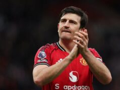 Očný obranca Man Utd s vynikajúcou vzdušnou prítomnosťou ako Harry Maguire Očný obranca Man Utd s vynikajúcou vzdušnou prítomnosťou ako Harry Maguire
