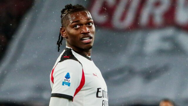 Odhalené tri ciele pre krídelníkov, keďže euro giganti „zvažujú“ obrovský letný výpredaj
