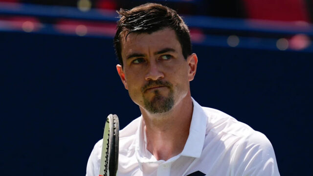 Ofner prehral v Melbourne po skorých oslavách
