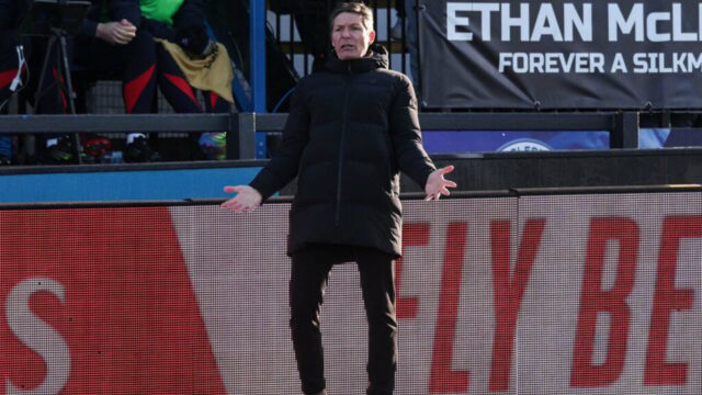 Oliver Glasner požaduje 'zmenu' po hroznej prehre Crystal Palace v FA Cupe, 'Myslím, že naši U21 by urobili...'
