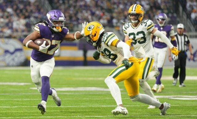 NFL: Green Bay Packers v Minnesote Vikings