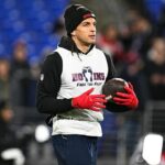 Patriots aktivovali Macka Hollinsa z IR pred nedeľňajším súbojom s Broncos