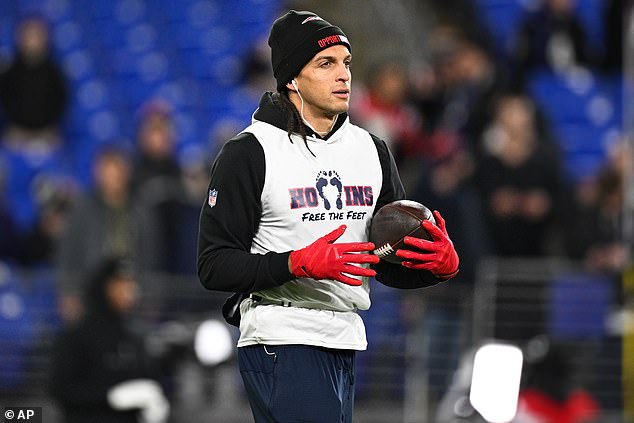 Patriots dostali obrovské množstvo zranení, keďže Mack Hollins je pripravený Patriots aktivovali Macka Hollinsa z IR pred nedeľňajším súbojom s Broncos