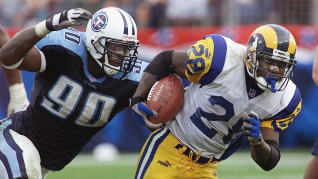 Play-off NFL: Marshall Faulk dúfa, že rozhodcovia zostanú mimo hry Rams-Bears
