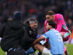 Po Gvardiolovi utrpel Man City ďalší obranný úder, keďže Dias na niekoľko týždňov vylučoval Po Gvardiolovi utrpel Man City ďalší obranný úder, keďže Dias na niekoľko týždňov vylučoval