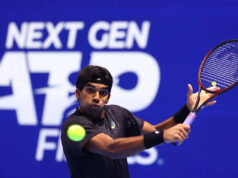 Počas kvalifikácie na Australian Open sa objavil nápis Reggie Miller a Tyrese Haliburton od tenistu Carmel. Download app from appStore