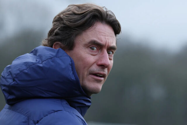 Podpísal vlastného nástupcu? Tréner CL a špičkový klub v chaose
