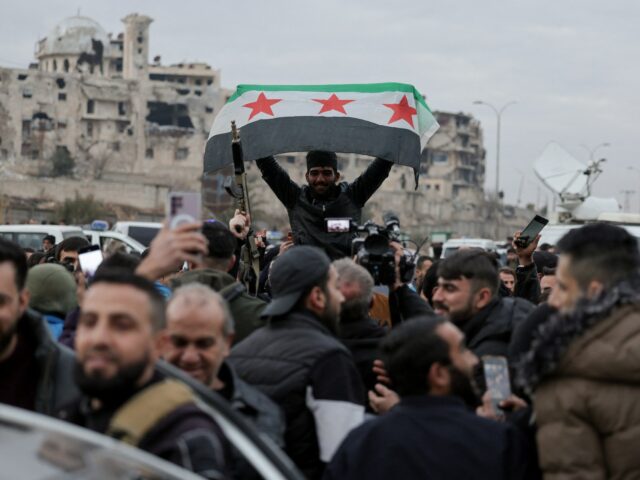 Poslední bojovníci SDF pod vedením Kurdov opúšťajú sýrske Aleppo po dňoch bojov | Správy
