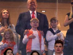 Prečo Trump vynecháva Super Bowl? Hovorí, že je to „príliš ďaleko“ Prečo Trump vynecháva Super Bowl? Hovorí, že je to "príliš ďaleko"