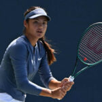 Prečo sa Emma Raducanu po nedávnej skúške s japonským výrobcom zmenila späť na svoju starú raketu?