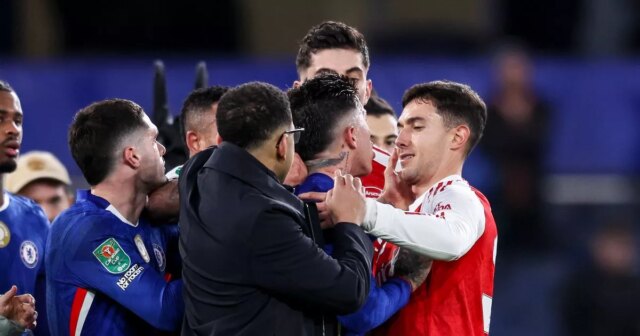 Liam Rosenior sťahuje Enza Fernandeza od stredopoliara Arsenalu Martina Zubimendiho