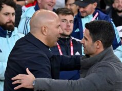 Predpovede a kurzy Arsenal vs Liverpool pred súbojom Premier League Arne Slot a Mikel Arteta pred Arsenalom vs Liverpool v Premier League.