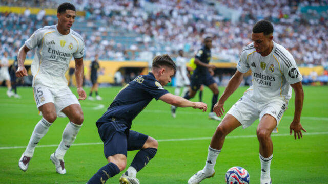 Predpovede zápasu 8. dňa Ligy majstrov UEFA vrátane Realu Madrid vs Benfica
