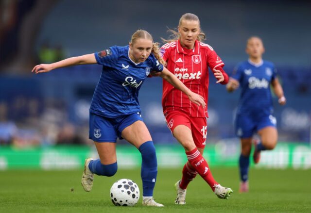 Prepožičaný hráč Evertonu Robinson sa vracia do materského klubu Aston Download app from appStore