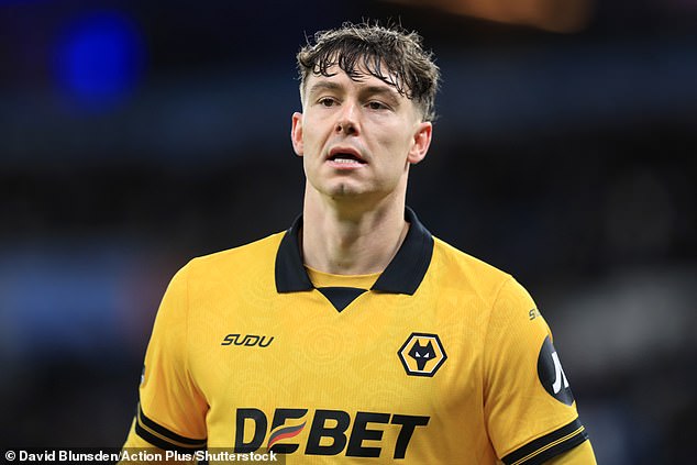 Prestup Jorgena Strand Larsena do Crystal Palace je ohrozený, pretože Prestup Jorgena Strand Larsena do Crystal Palace je v rovnováhe, pričom sa zdá, že Eagles zatiaľ ochladli pri potenciálnom obchode za 45 miliónov libier.