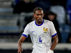 Prestupové obdobie Chelsea riadi AI, pretože Raheem Sterling odstupuje a prichádza Jeremy Jacquet Jeremy Jacquet hrá za Francúzsko do 21 rokov