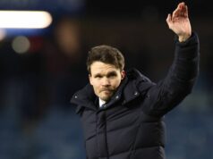 Prestupové obdobie Rangers riadené AI, keďže Danilo končí a pridáva sa Ryan Naderi Manažér Rangers Danny Röhl je videný na plný úväzok počas zápasu William Hill Premiership medzi Rangers a Aberdeenom.