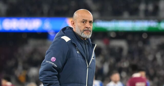 Nuno Espirito Santo riadi West Ham United počas zápasu Premier League medzi West Ham United a Brightonom a Hove Albion na londýnskom štadióne v Stratforde, Spojené kráľovstvo, 30. decembra 2025.