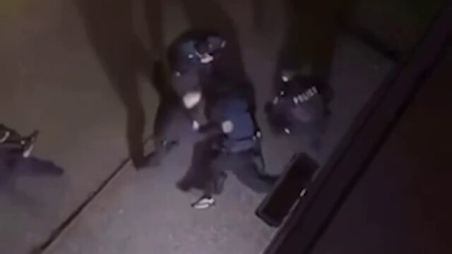 Protesty v Paríži proti smrti migrujúceho pracovníka v policajnej väzbe | POLÍCIA
