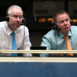 Rastie tlak na to, aby sa ESPN rozišla s bratmi McEnroeovými