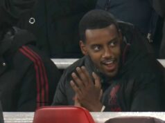 Reakcia Alexandra Isaka na góly Ekitike v Liverpoole vs Newcastle | Futbal | Šport Reakcia Alexandra Isaka na góly Ekitike v Liverpoole vs Newcastle | Futbal | Šport