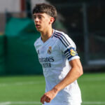 Real Madrid dohodol so 16-ročným obrancom zmluvu na 100 miliónov eur