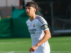 Real Madrid dohodol so 16-ročným obrancom zmluvu na 100 miliónov eur Real Madrid dohodol so 16-ročným obrancom zmluvu na 100 miliónov eur