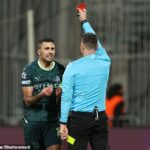 Hviezda Manchestru City Rodri bola vylúčená počas zápasu Ligy majstrov na ihrisku Bodo/Glimt