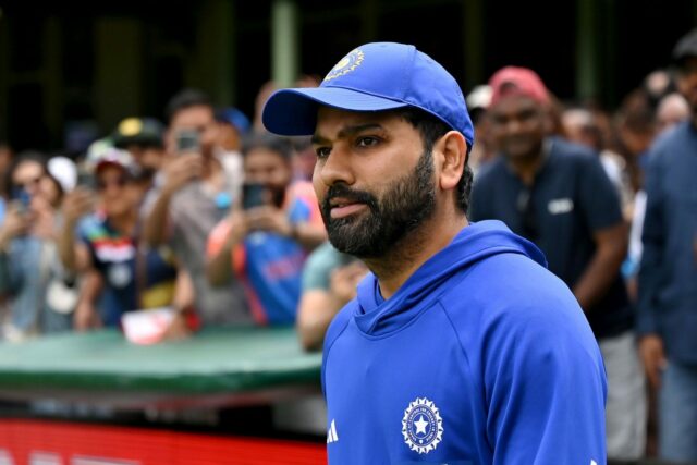 Rohit Sharma interaguje s bollywoodskou superstar na veľkom podujatí v Rohit Sharma počas série ODI proti Austrálii. (Poďakovanie: Getty)
