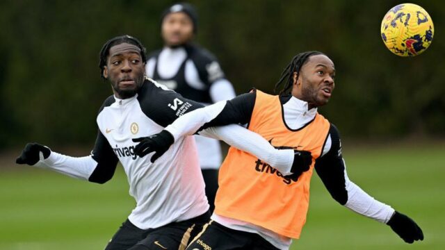 Rosenior, aby sa porozprával so Sterlingom a Disasim o exile Rosenior, aby sa porozprával so Sterlingom a Disasim o exile Chelsea