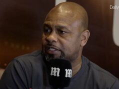 Roy Jones Jr. ponúka radu Anthonymu Joshuovi po tragickej strate blízkych priateľov pri autonehode v Nigérii a čerpá zo svojho vlastného smútku zo straty syna pri samovražde. Roy Jones Jr ponúkol slová útechy a viery Anthonymu Joshuovi po smrteľnej autonehode v Nigérii, pri ktorej súčasná ťažká váha prišla o dvoch svojich najbližších priateľov.