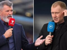 Roy Keane a Paul Scholes brutálne roztrhali šéfa Man Utd. Ikony Man Utd Roy Keane a Paul Scholes hovoriace do mikrofónov.