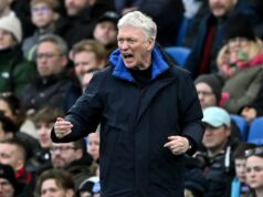 Rozzúrený David Moyes sľubuje, že bude naďalej porušovať pravidlo Premier League – „Sakra, urobím to znova“ Šéf Evertonu David Moyes
