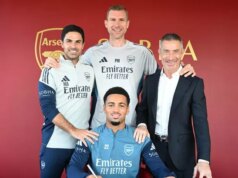 Šéf Arsenalu Per Mertesacker sa na konci sezóny vzdá svojej funkcie Šéf Arsenalu Per Mertesacker sa na konci sezóny vzdá svojej funkcie