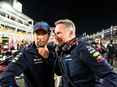 Sergio Perez odhaľuje svoj posledný rozhovor s Christianom Hornerom po tom, čo ho Red Bull nahradil Liamom Lawsonom Sergio Perez so svojím synom na Veľkej cene Španielska 2024 - Zdroj: Getty