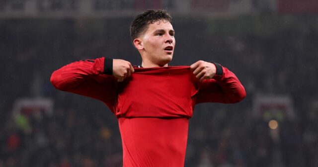 Shea Lacey bol vylúčený, pretože Manchester United vypadol z FA Cupu Brightonom