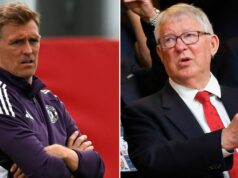 Sir Alex Ferguson poslal varovanie Darrena Fletchera pred nástupom do Man Utd MANCHESTER, ANGLICKO - 1. NOVEMBRA: Manažér Sir Alex Ferguson a Darren Fletcher z Manchestru United hovoria počas tlačovej konferencie pred zápasom C skupiny Ligy majstrov UEFA proti FC Otelul Galati na Old Trafford 1. novembra 2011 v Manchestri v Anglicku. (Foto: Clint Hughes/Getty Images)