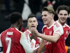 Skóre Arsenal vs Manchester United LIVE: Aktualizácie Premier League v reálnom čase; Saka, Bruno v základnej zostave Skóre Arsenal vs Manchester United LIVE: Aktualizácie Premier League v reálnom čase; Saka, Bruno v základnej zostave