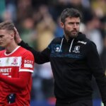 Michael Carrick s Marcusom Forssom po zápase v Middlesbrough