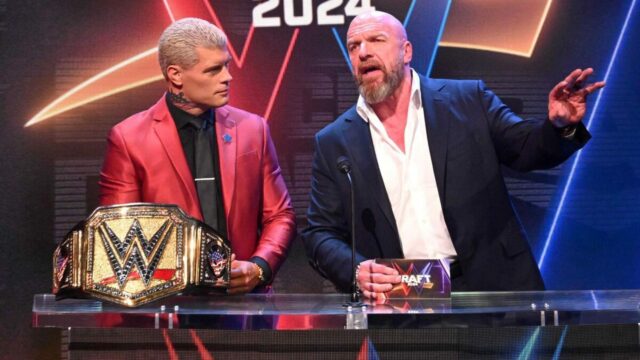 Skutočný dôvod, prečo WWE odobrala Codymu Rhodesovi nesporný titul
