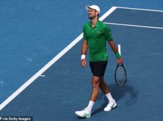 Skvelý únik Novaka Djokoviča: Srbská hviezda sa prebojovala do semifinále Australian Open po tom, čo súper 10-násobného šampióna odstúpil napriek tomu, že viedol o dva sety Skvelý únik Novaka Djokoviča: Srbská hviezda sa prebojovala do semifinále Australian Open po tom, čo súper 10-násobného šampióna odstúpil napriek tomu, že viedol o dva sety