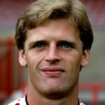 Hayley McQueen je moderátorkou Sky