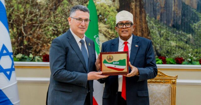 Somálsky minister povedal, že Izrael plánuje vysídliť Palestínčanov do Somalilandu Somálsky minister povedal, že Izrael plánuje vysídliť Palestínčanov do Somalilandu | Správy o konflikte medzi Izraelom a Palestínou