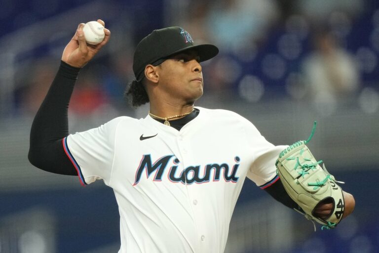 Správa: Cubs získa Marlins RHP Edwarda Cabrera