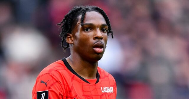 Liverpool sa vraj snaží získať Jeremyho Jacqueta.