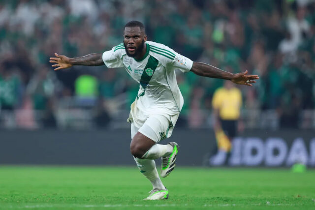 Správa – Agent bývalého AC Miláno a stredopoliar Barcelony sú pripravení stretnúť sa s Interom Miláno, aby prediskutovali letný prestup
