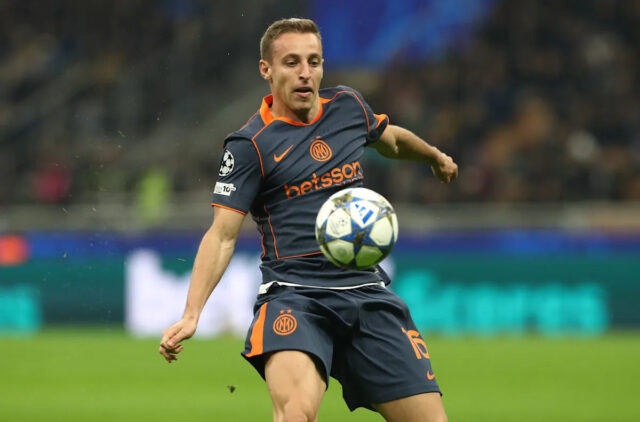 Správa – Rokovania medzi Interom Miláno a Galatasarayom ​​o stredopoliar na flope Talianska prebiehajú
