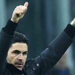 Arsenal Mikela Artetu by mohol získať viac podpisov